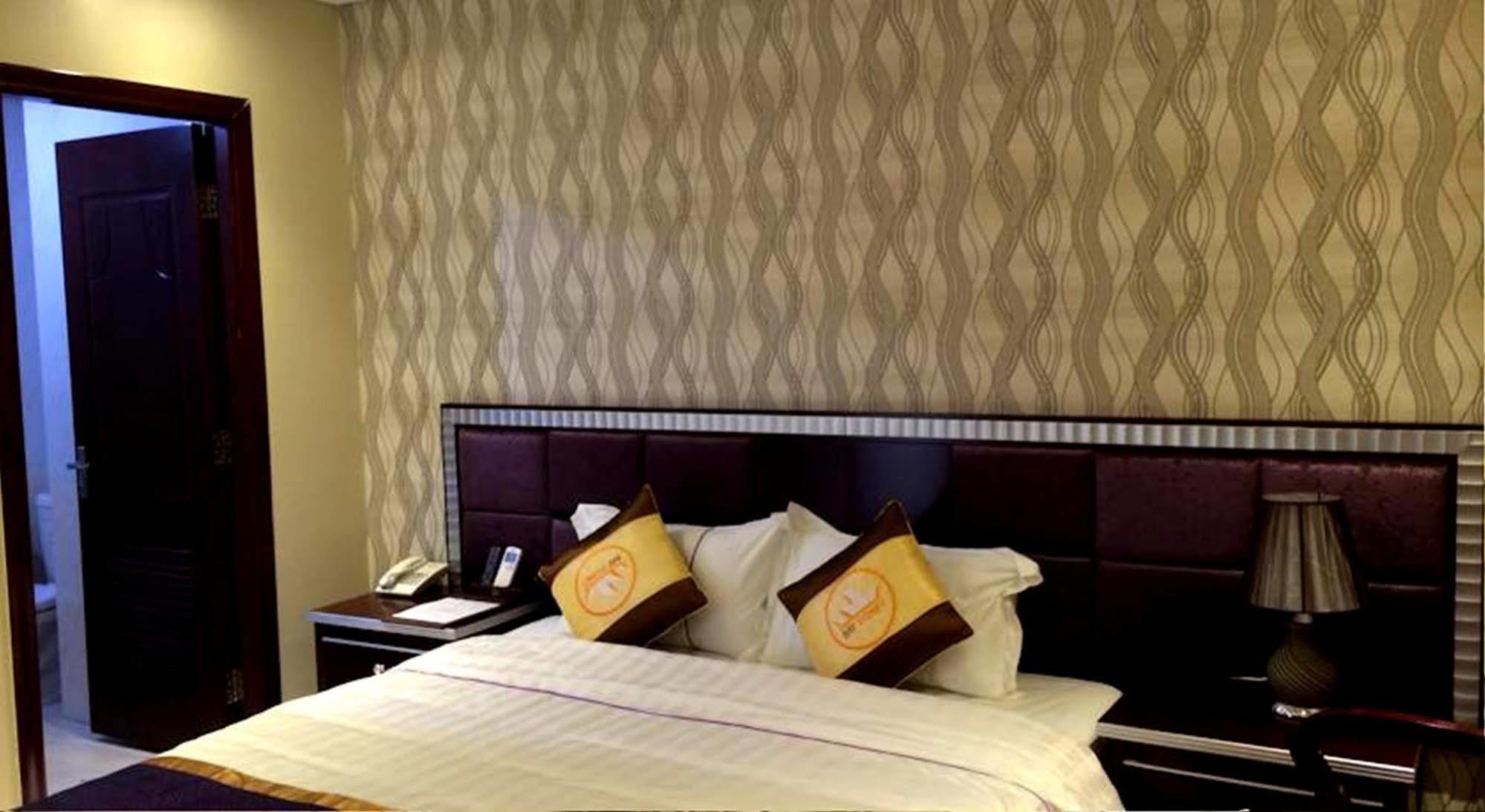 Bay Sydney Hotel Da Nang Zewnętrze zdjęcie