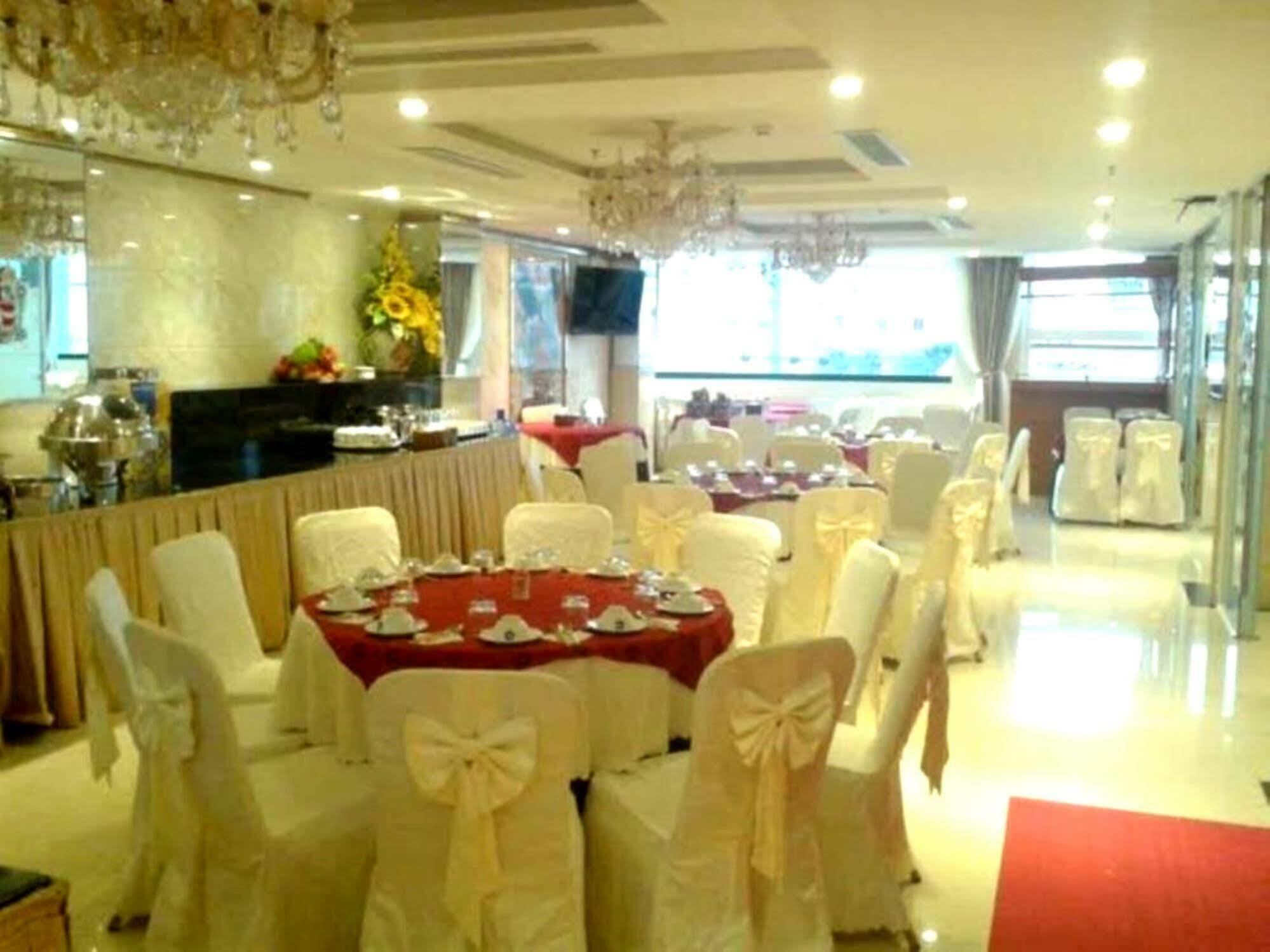 Bay Sydney Hotel Da Nang Zewnętrze zdjęcie