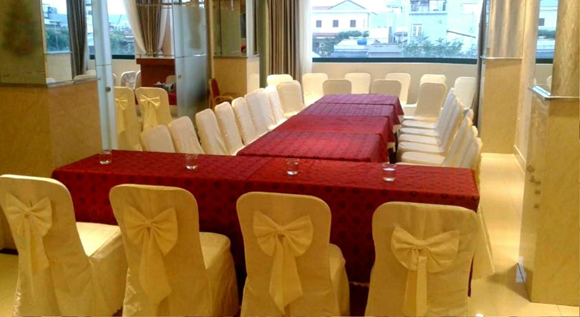 Bay Sydney Hotel Da Nang Zewnętrze zdjęcie
